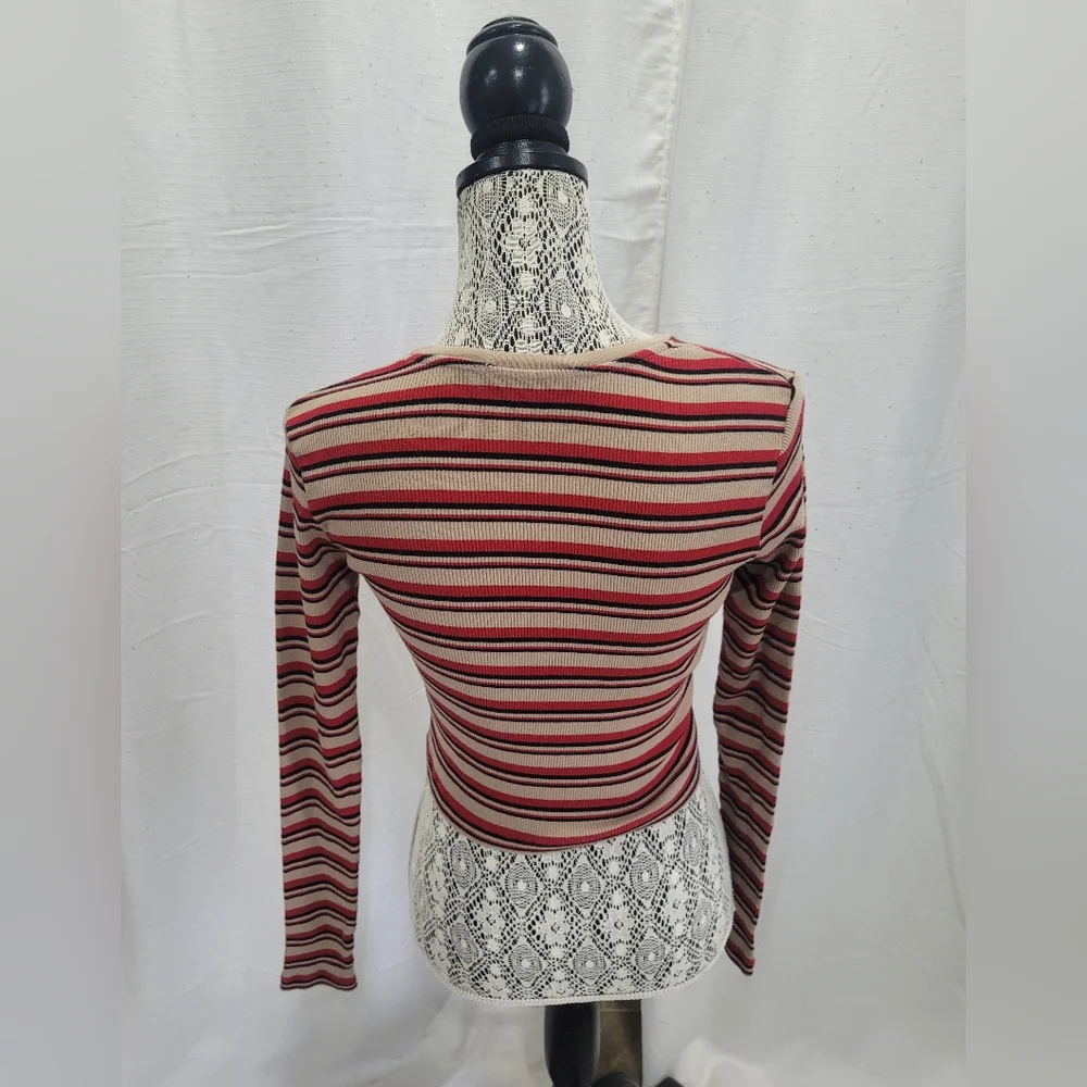 Brandy Melville Santana Red Long Sleeve Top Size Small - Picture 2 of 9